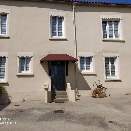 Chambre Meublee A Louer Pouzauges Exterior photo
